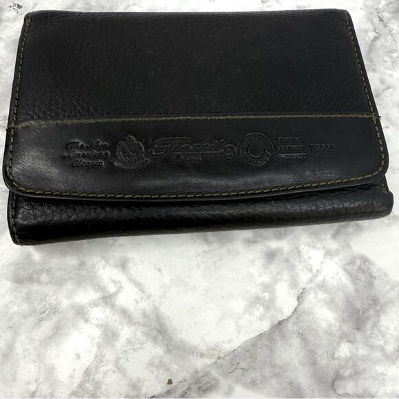FOSSIL Black Genuine Leather Embossed Logo Trifold Wallet - Picture 6 of 15